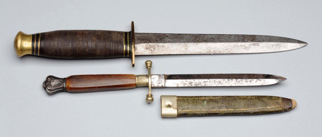 Lot Of 2: Knives. (1 of 6)