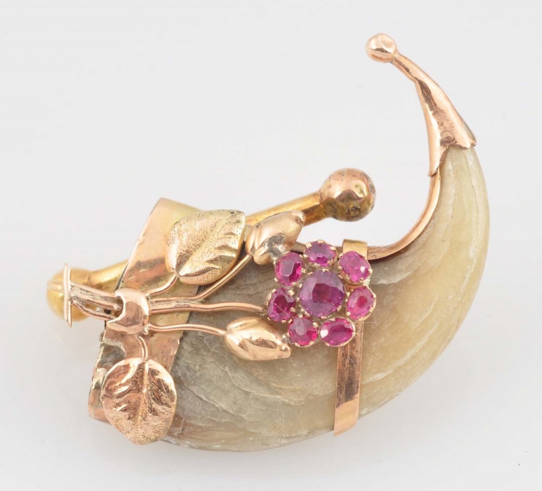 14k & Ruby Tiger Claw Brooch. (1 of 2)