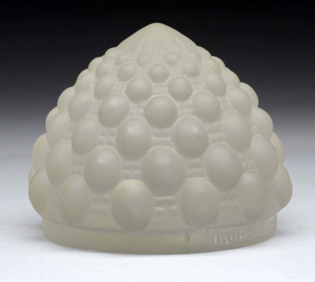 R. Lalique Paperweight. (1 of 3)