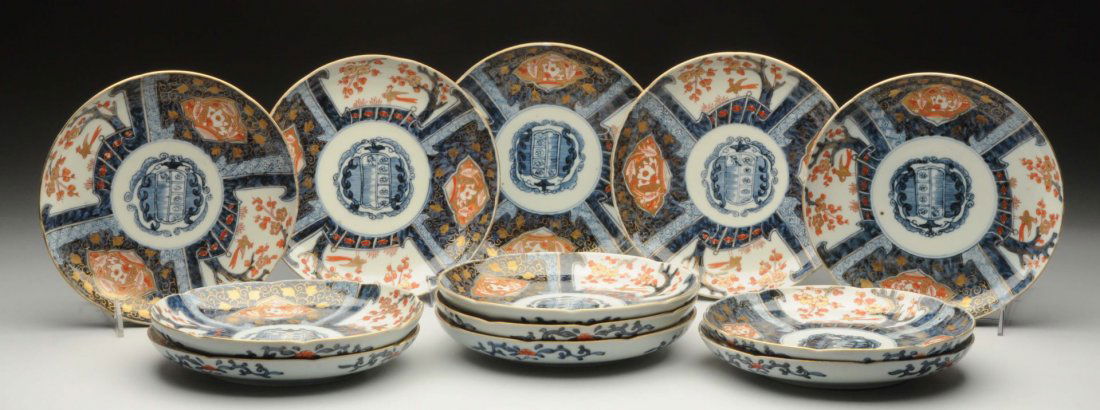 Set of 12 Japanese Imari Dinner Plates. (1 of 2)