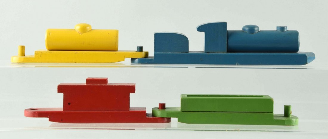 Early Fisher Price No. 1006 Floor Train. (1 of 1)