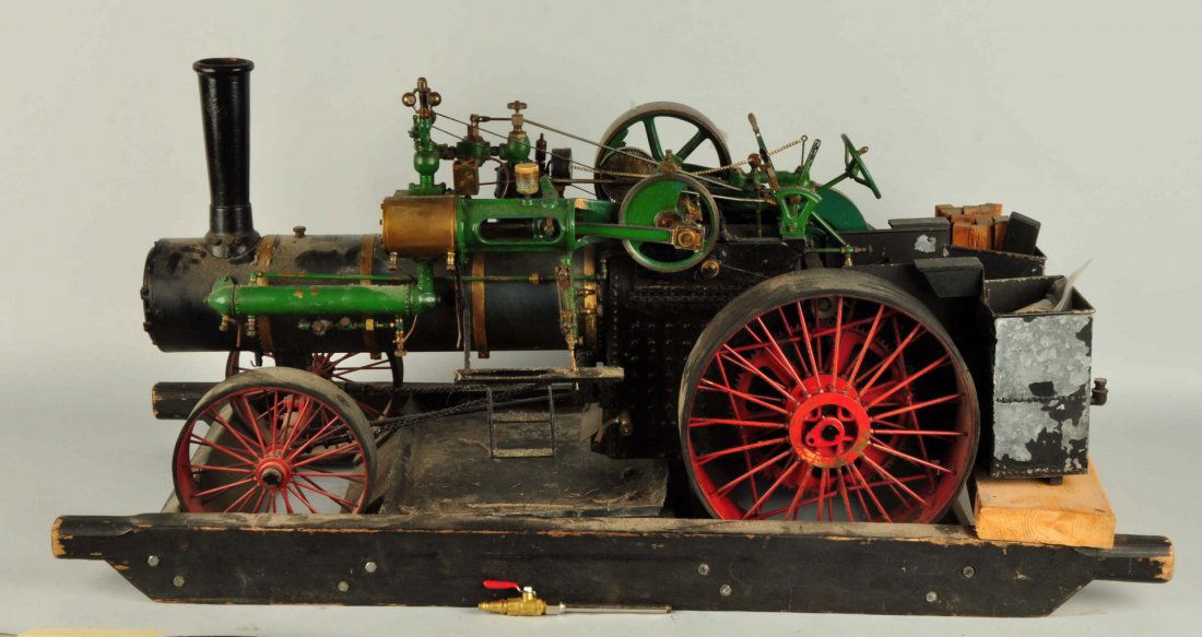 Case Intricate To Scale Working Model Tractor. (1 of 10)