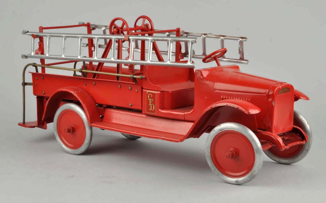 Buddy L Pressed Steel Hook & Ladder Fire Truck. (1 of 3)