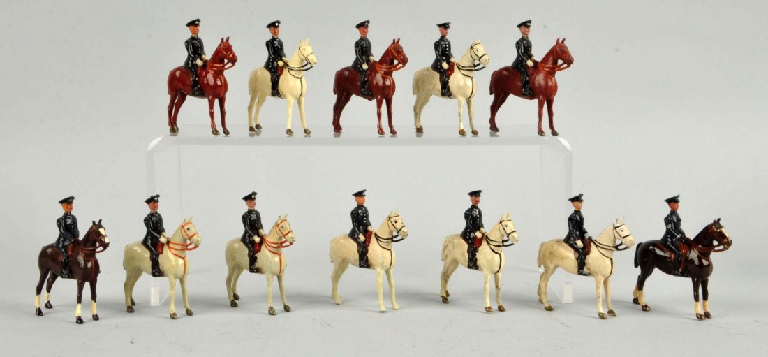 Britains Mounted Officers. (1 of 2)