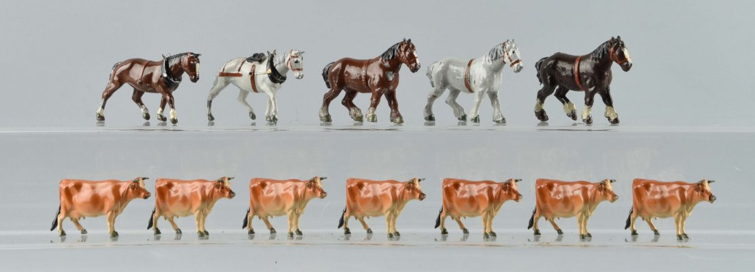 Lot of 12: Britains Cows & Horses. (1 of 1)