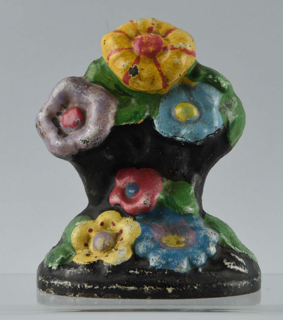 Cast Iron Deco Flowers Doorstop. (1 of 1)