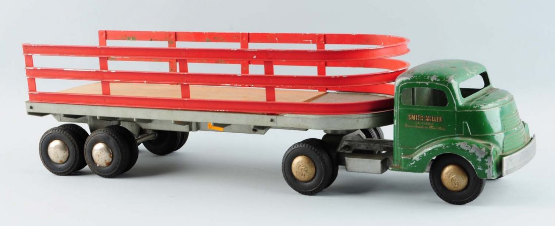 Smith Miller Pressed Steel Tractor Trailer Truck. (1 of 2)