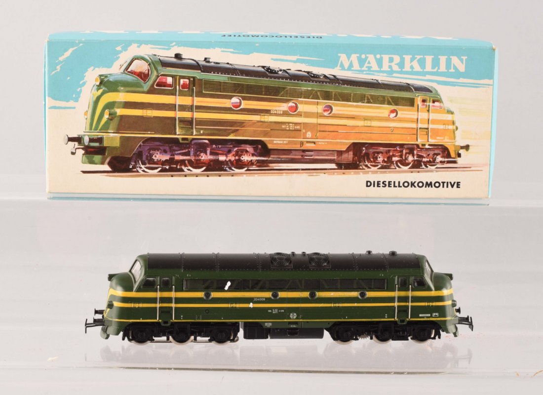 Marklin #3066 Diesel Locomotive.: Complete like new in original box.
