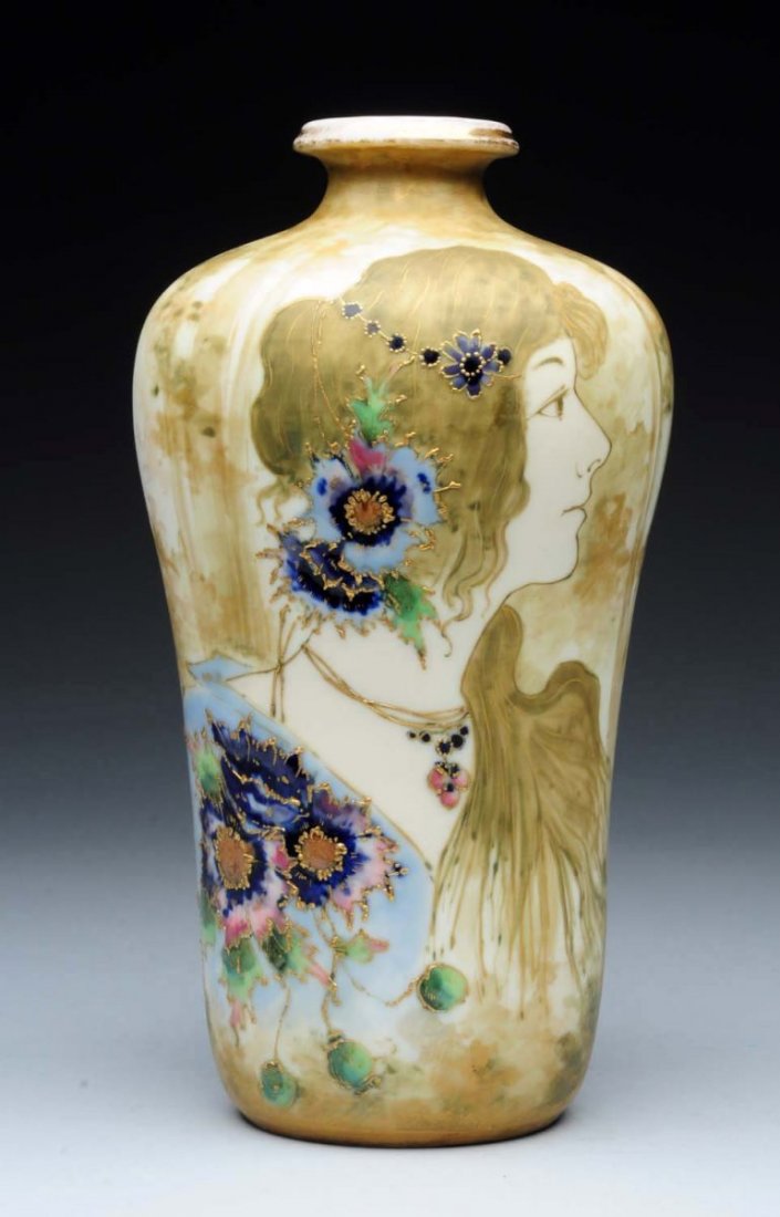 Amphora Ceramic Portrait Vase. (1 of 4)