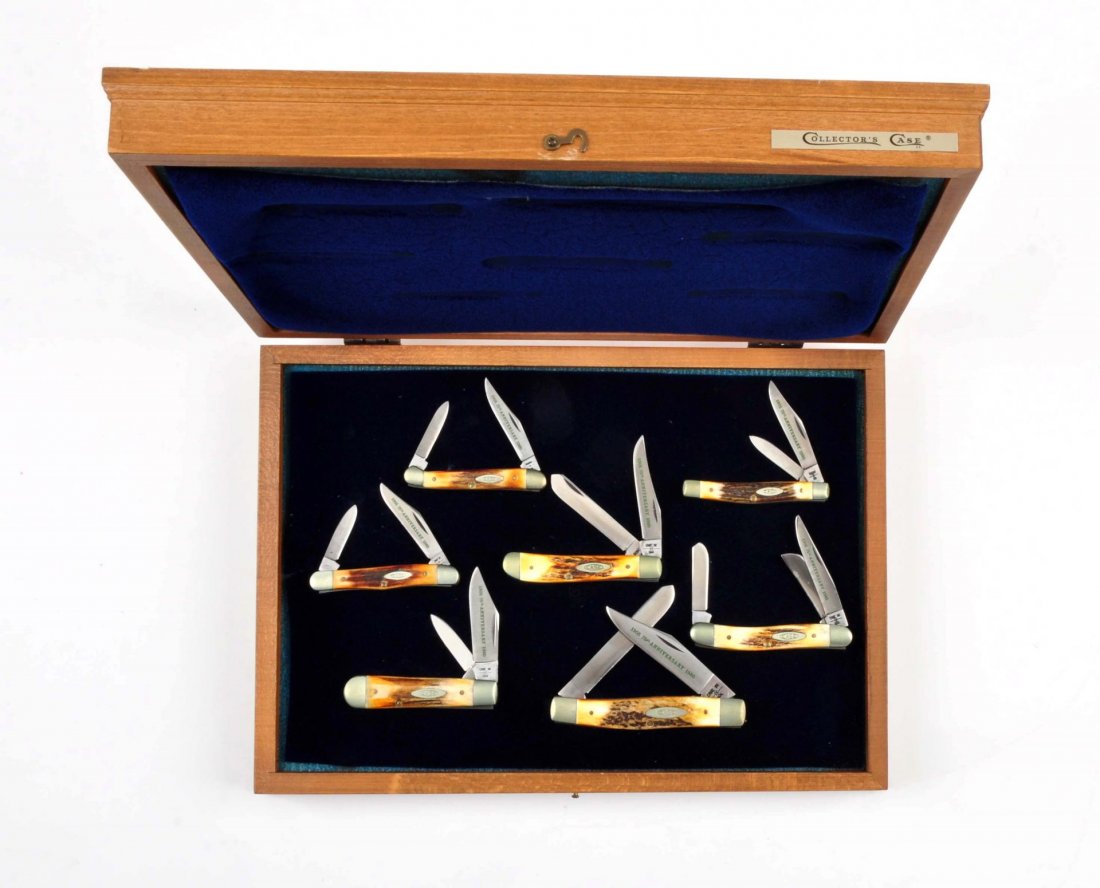 Lot of 7: Pocket Knives in a Collector's Case.: Lightning ten dot (circa 1980) folding knives handled in genuine stag. This set commemorates the 75th anniversary of Case (1905 - 1980). Knives include the 5208 SSP - 52351/4 SSP - 5275SP SSP - 531HP
