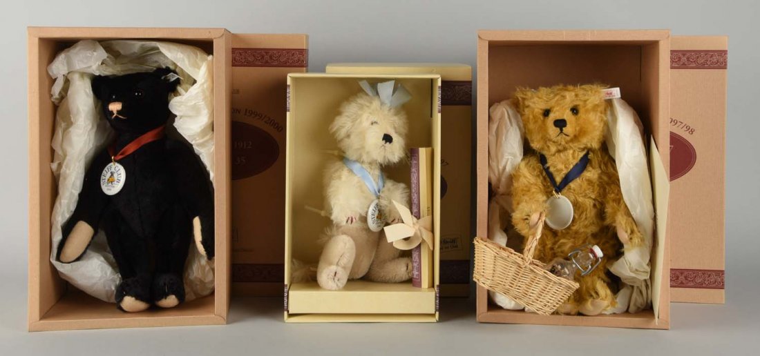 Lot Of 3: Steiff Replica Club Edition Bears. (1 of 1)