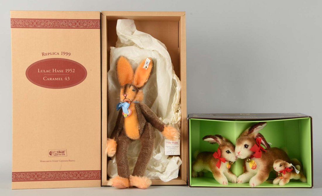 Lot Of 2: Rabbits.: 1952 replica "Lulac" and a set of 3: Hoppy Rabbits: collectors edition 1984. Condition Excellent to like new condition. Size Box : 22 -1/4" L.