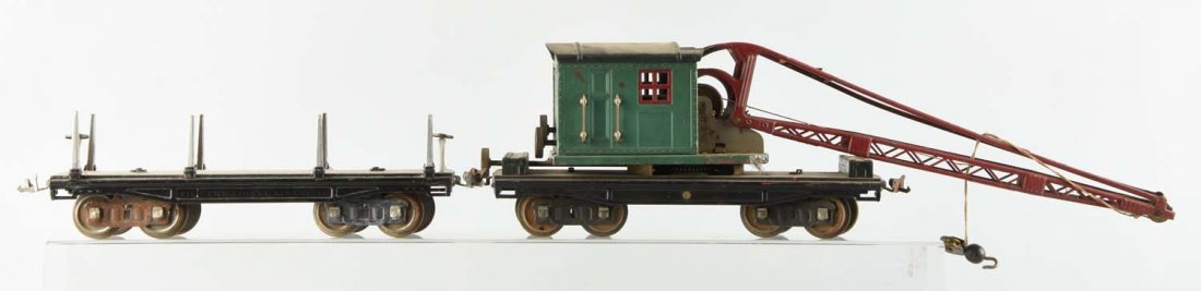 Lot Of 2: Lionel Crane & Flat Car. (1 of 1)