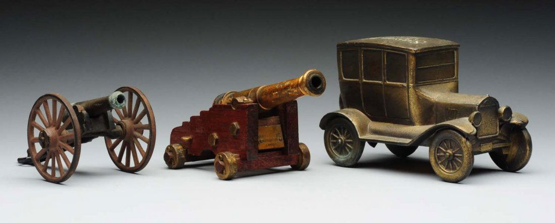 Lot Of 3: Cast Iron Sarasota Bank Car & Cannons. (1 of 1)