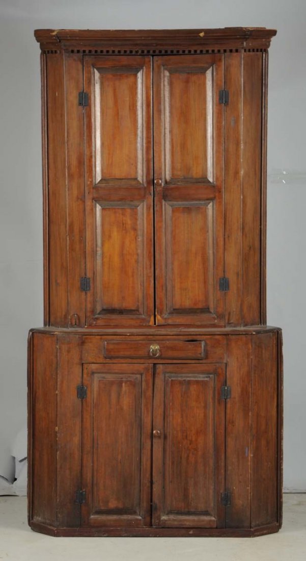 Large Wooden Corner Cabinet. (1 of 2)