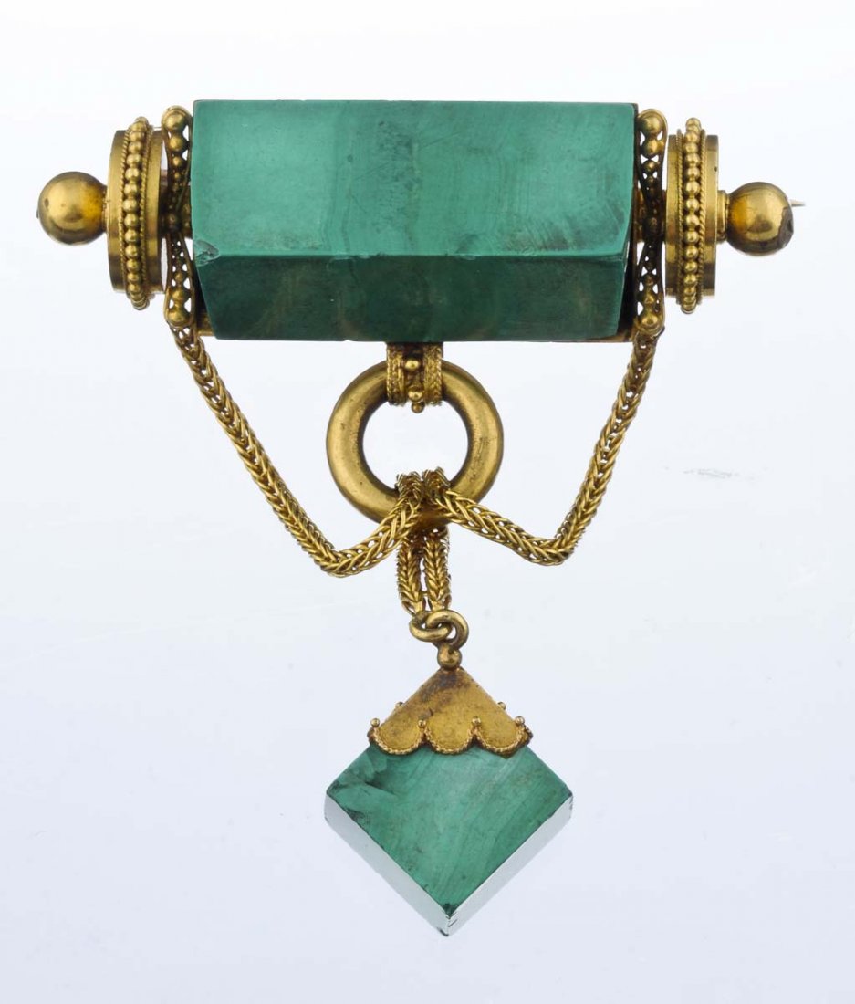 A Victorian Malachite Brooch. (1 of 1)
