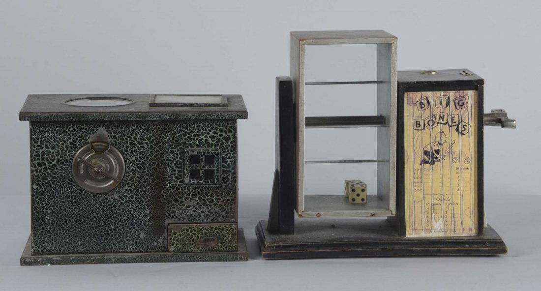 Lot Of 2: Countertop Dice Amusement Machines (1 of 10)