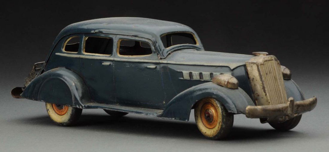 Pre-War Japanese 1937 Packard Sedan Automobile. (1 of 3)