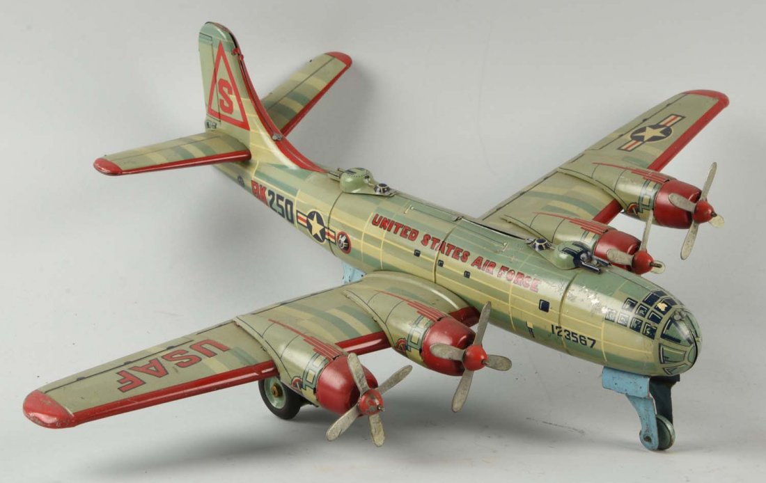 Japanese Tin Litho United States Air Force Bomber. (1 of 2)