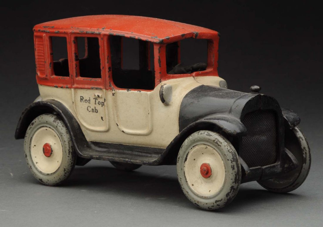 Arcade Red Top Cab. (1 of 3)