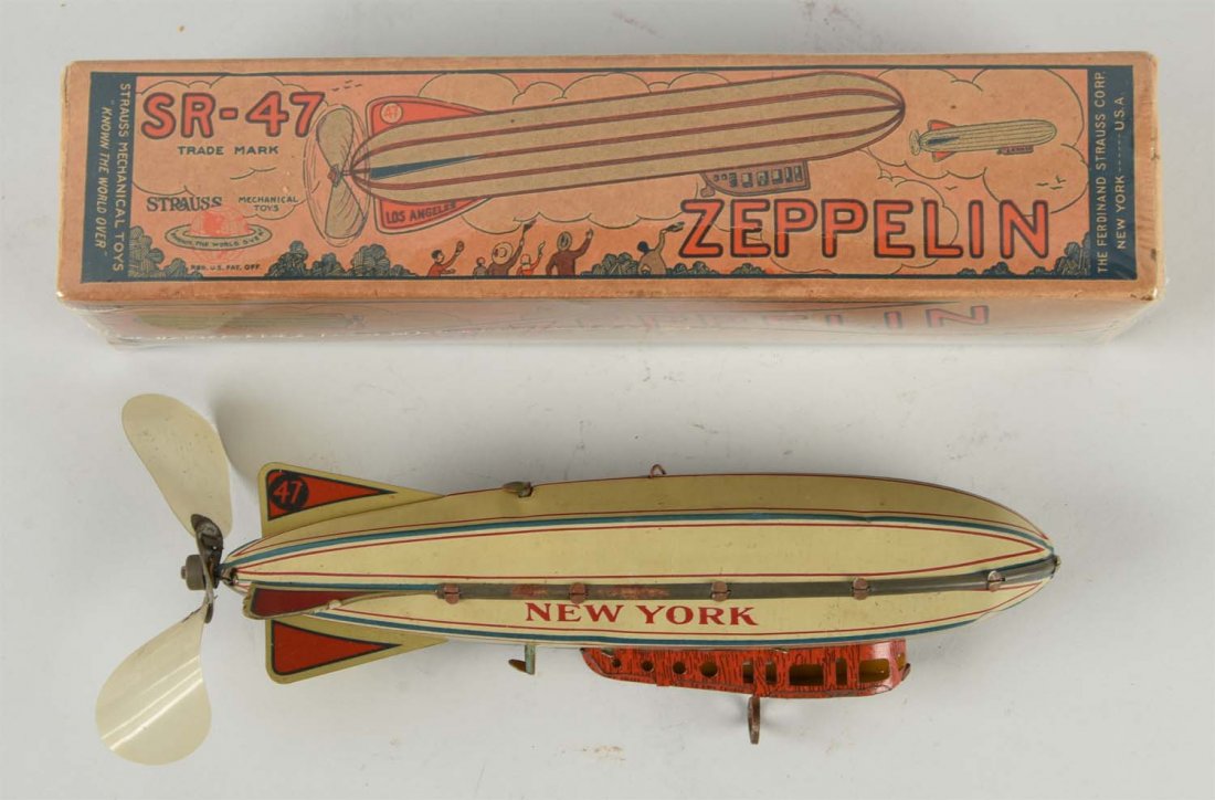 Strauss Tin Litho Wind-Up New York Zeppelin Toy. (1 of 2)