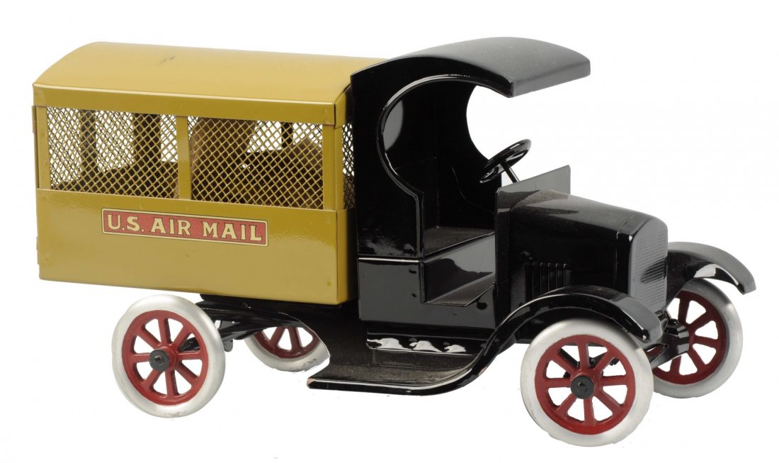 Pressed Steel Cowdery Toy Works Flivver. (1 of 2)