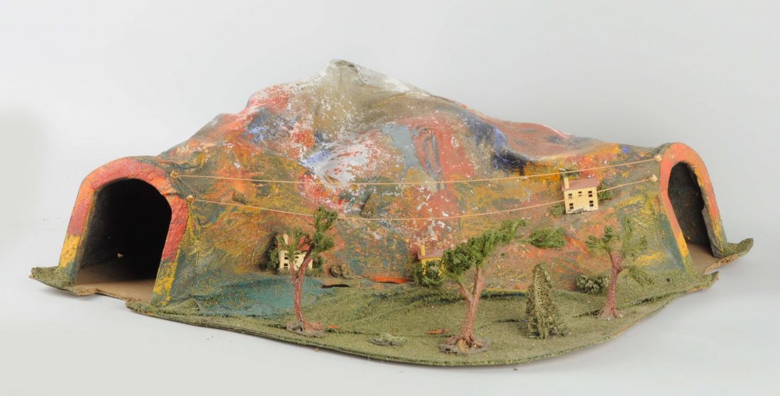 Lionel No. 916 Corner Tunnel With O/B. (1 of 3)