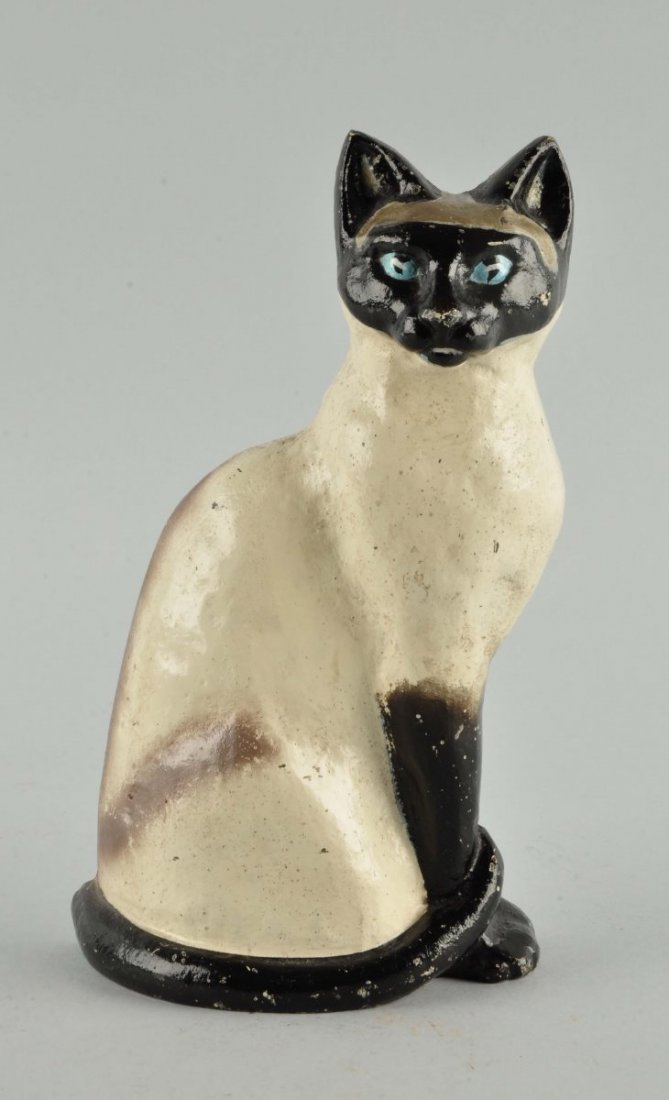 Cast Iron Sitting Siamese Cat Doorstop. (1 of 4)