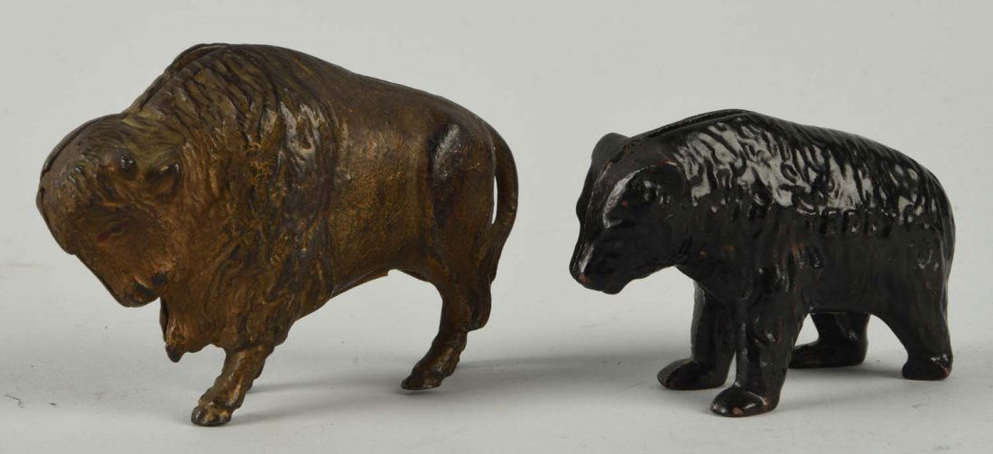 Lot of 2: Cast Iron Banks. (1 of 2)