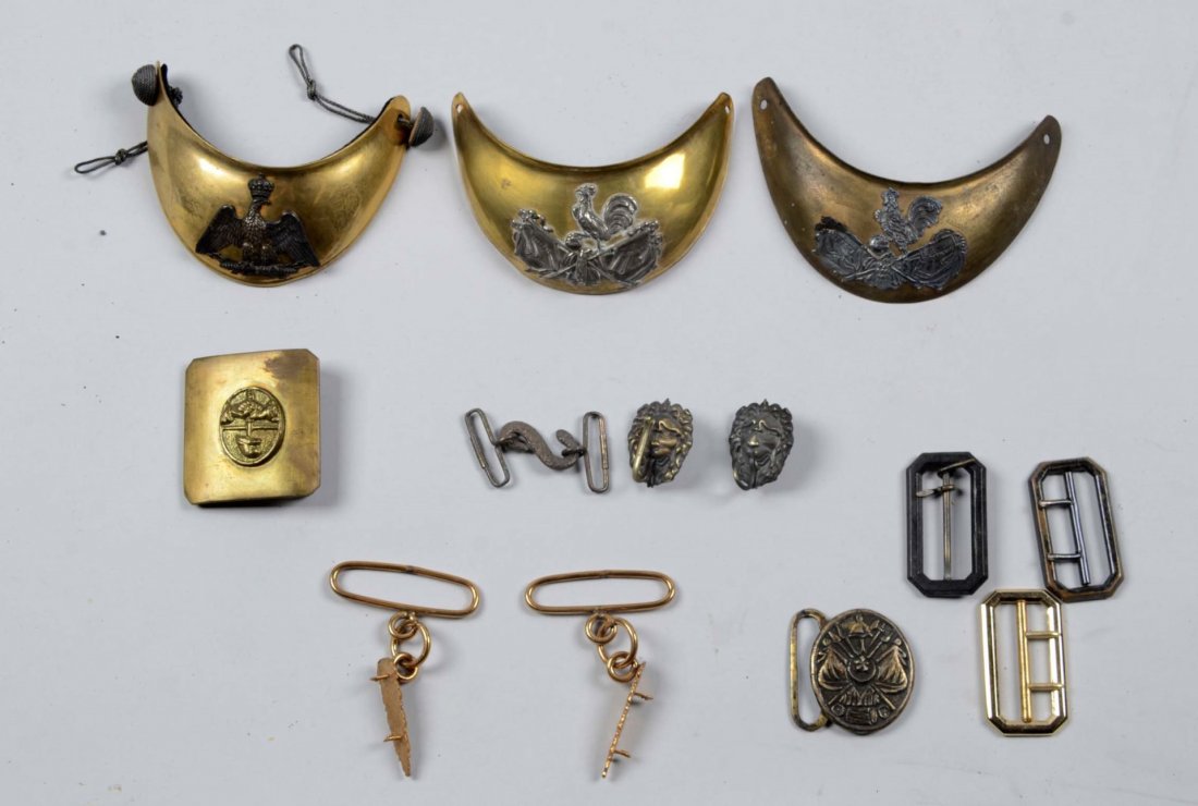 Lot Of Metal Uniform Adornments & Buckles: This Lot of adornments and buckles includes 3 brass gorgets, two have French roosters and the third has an Imperial Eagle clutching lightning. The largest brass buckle has a medallion of two clutched