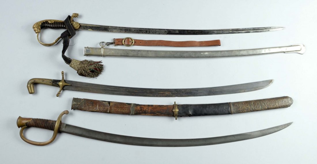 Lot of 3: Artillery, Russian Sabre & Tulwar. (1 of 3)