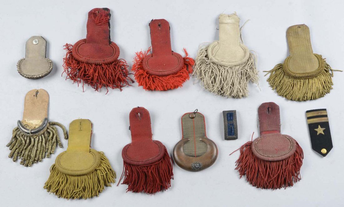 Lot of 2: Pairs of Epaulettes. (1 of 1)