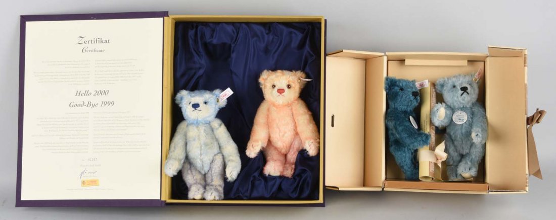 Lot Of 4: Two Sets of Steiff Teddy Bears. (1 of 1)