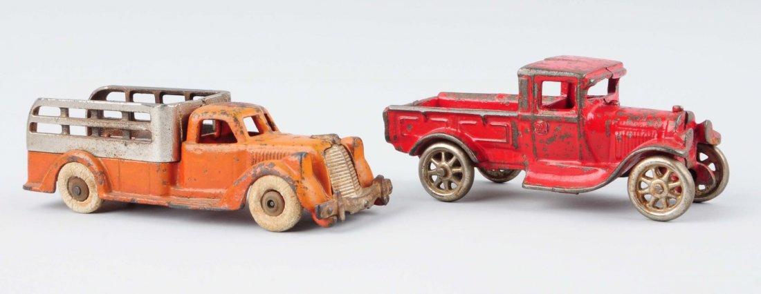 Lot of 2: Cast Iron Trucks. (1 of 2)