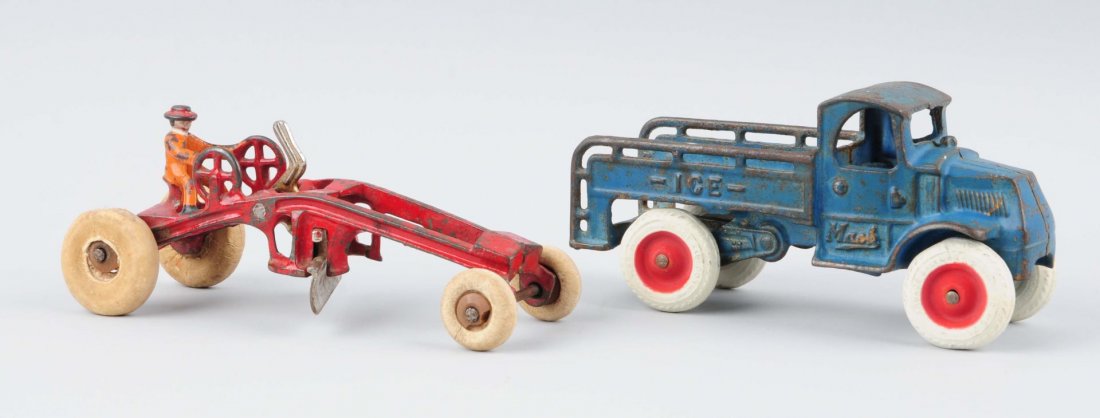 Lot of 2: Cast Iron Vehicles. (1 of 2)