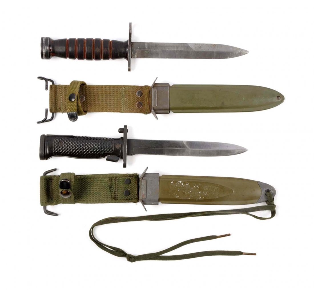 Lot of 2: US Military Bayonets.: Lot contains one M1 Garand, M5-A1 bayonet and one M1 Carbine, M4 bayonet. Both with original M8-A1 scabbards.
