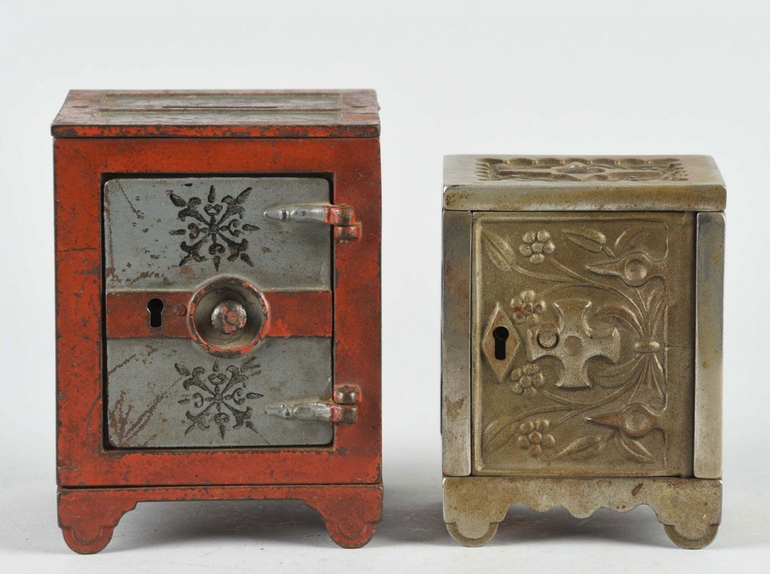 Lot of 2: Cast Iron Safe Still Banks. (1 of 1)