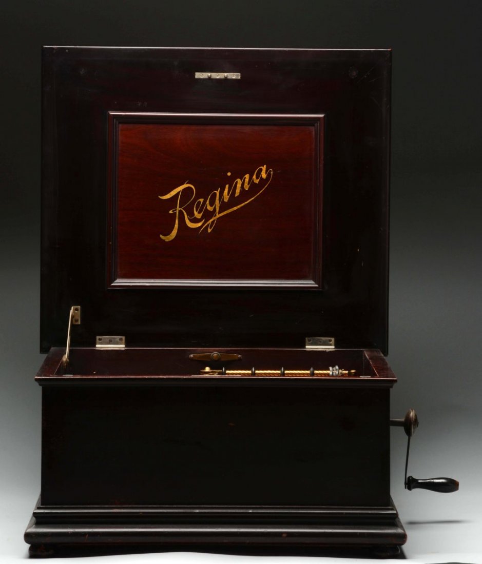 15 - 1/2" Regina Music Box. (1 of 5)