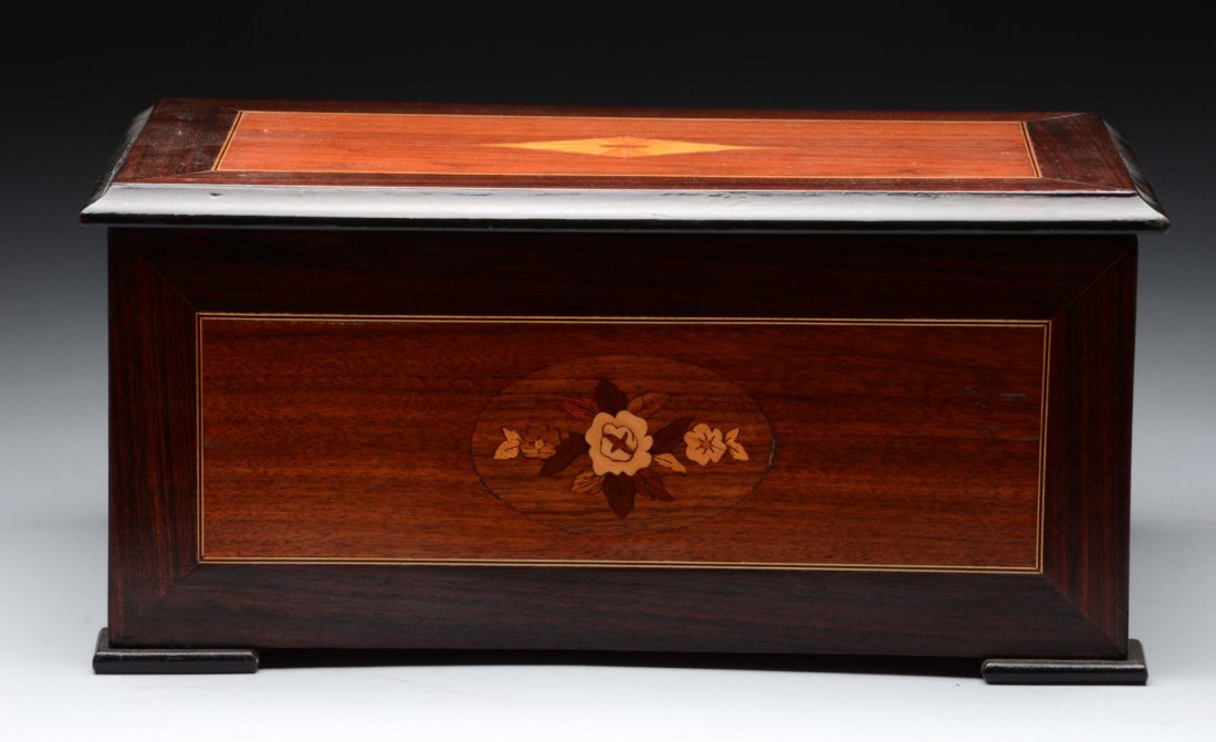 10 Air Three Bell Cylinder Music Box. (1 of 5)