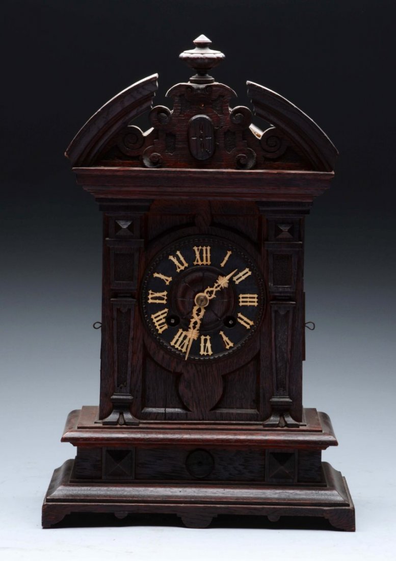 German Cuckoo Shelf Clock. (1 of 5)