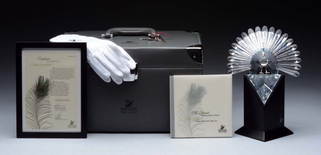 Swarovski Limited Edition Peacock Figurine. (1 of 1)