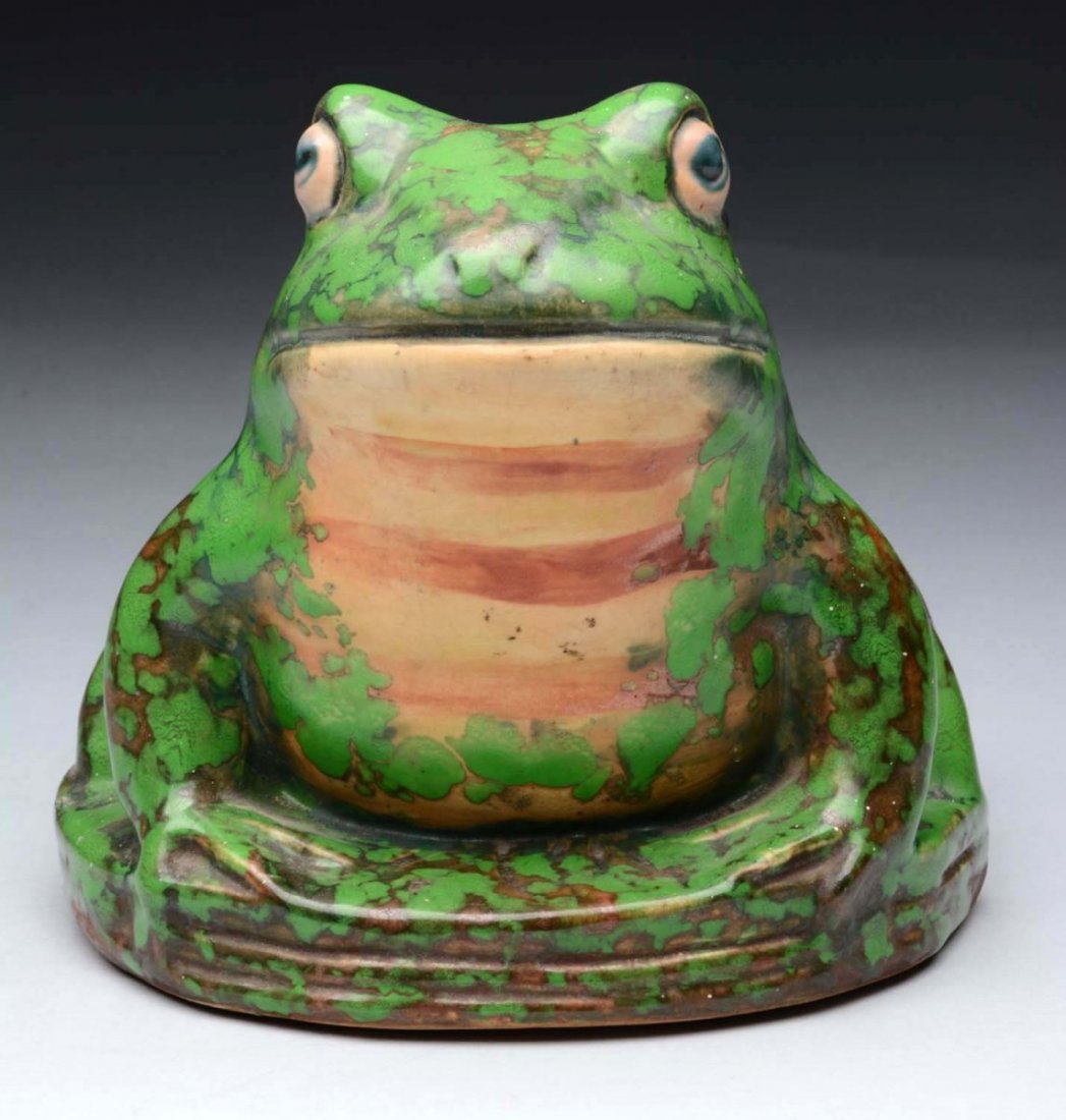 Weller Pottery Frog Figure. (1 of 5)