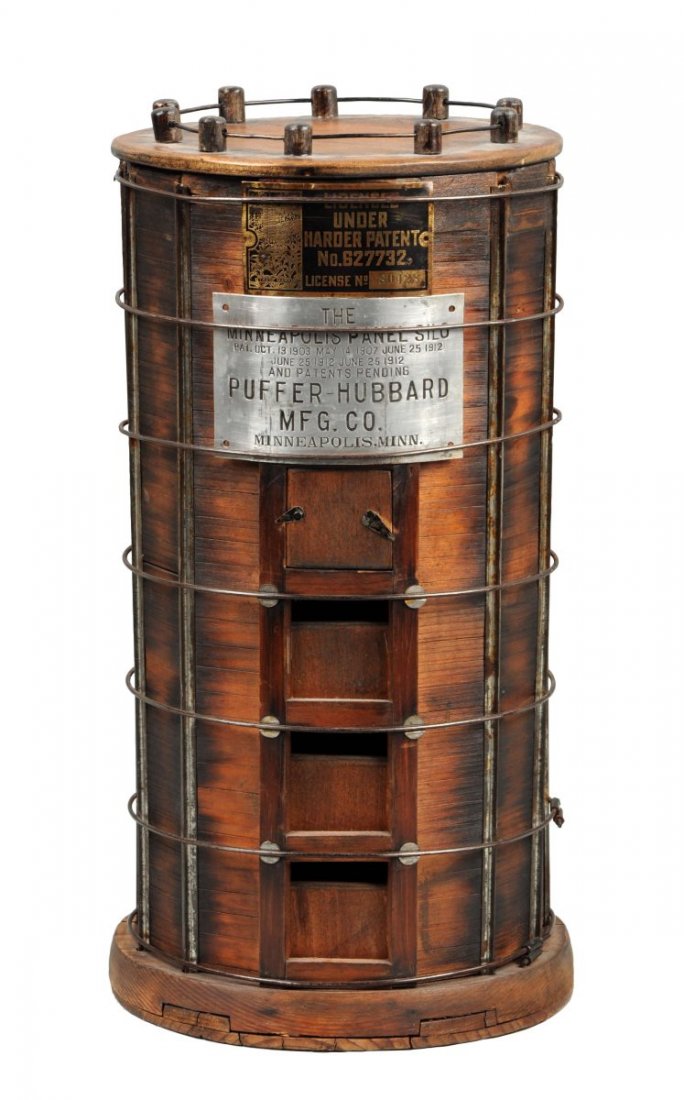 Minneapolis Panel Salesman Sample Wooden Silo. (1 of 3)