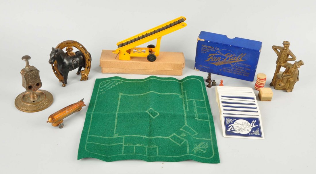 Lot Of Assorted Cast Iron Figures. (1 of 1)