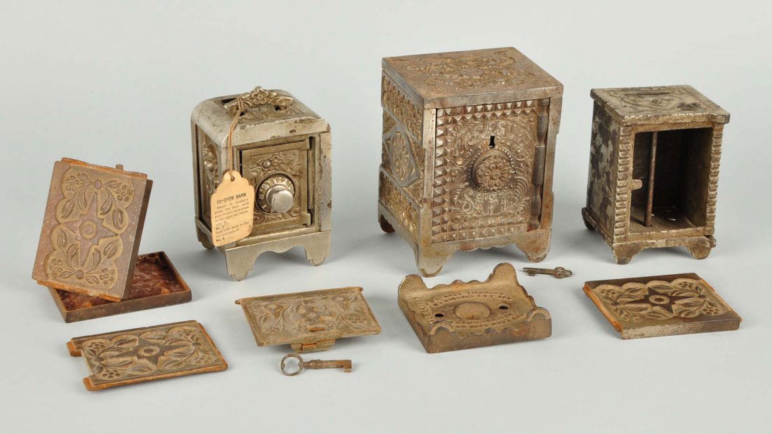 Lot Of 3: Cast Iron Safe Banks. (1 of 1)