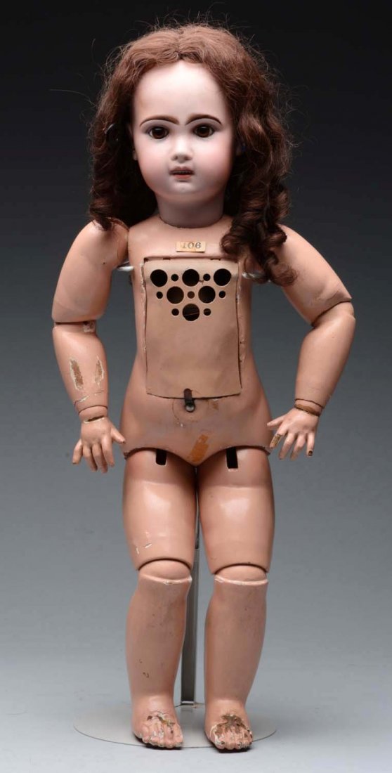 Jumeau Phonographe Bebe. (1 of 3)