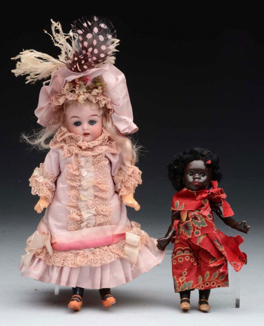 Lot of 2: Small Dolls. (1 of 1)