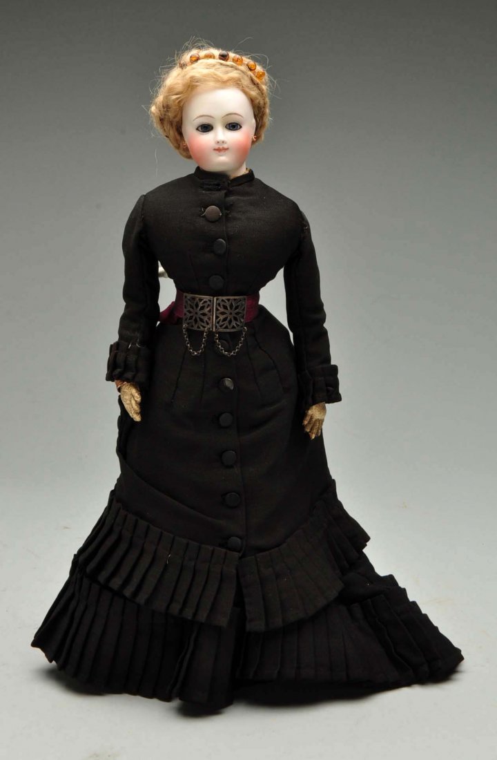 16" Bru Fashion. (1 of 3)