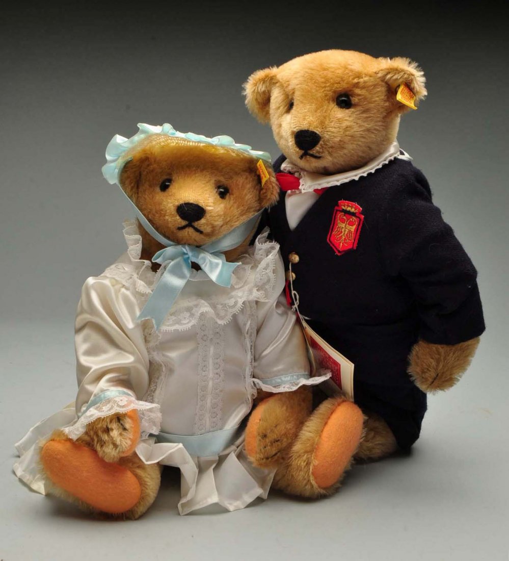 Lot Of 2: Dressed Margarete Strong Steiff Bears. (1 of 9)