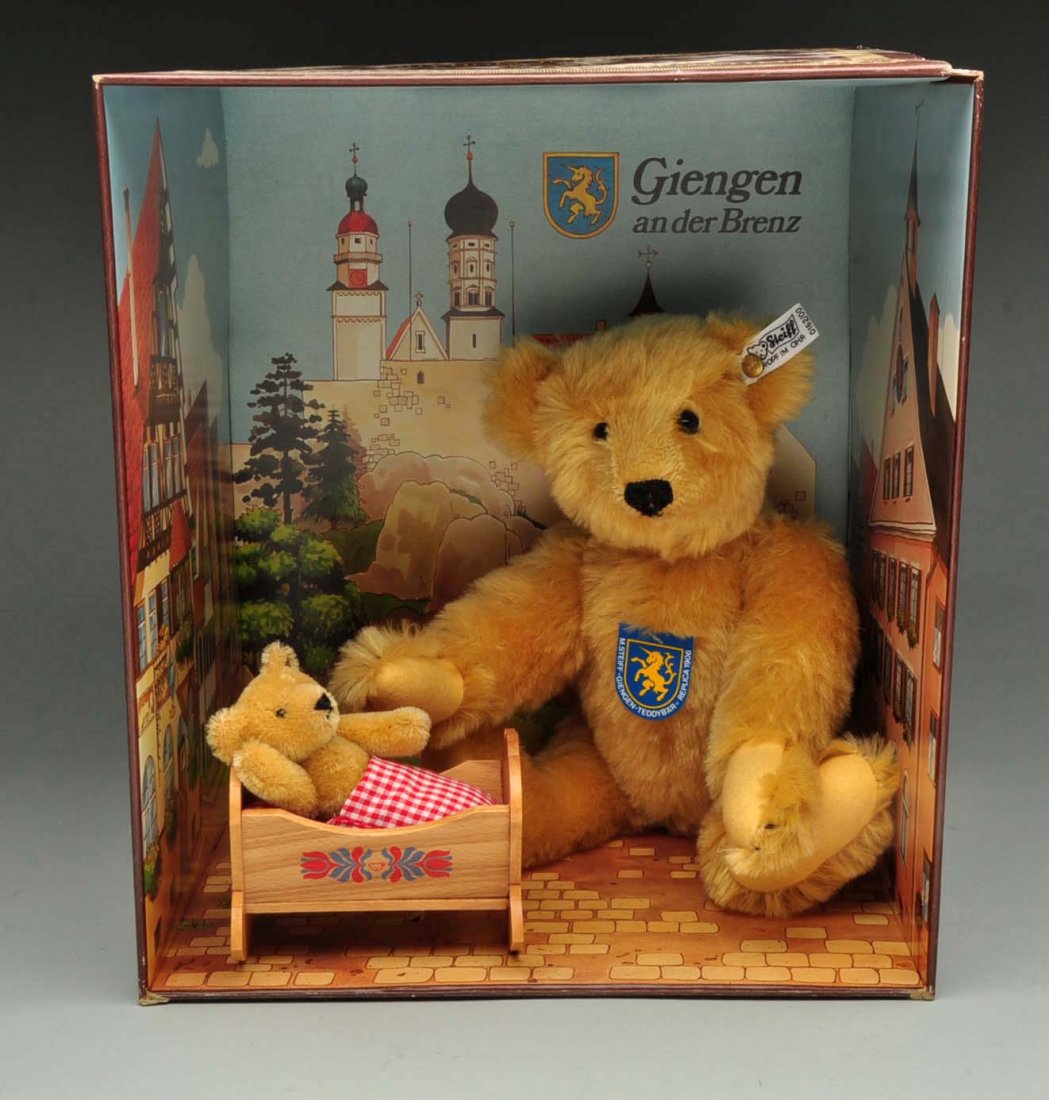 Steiff's Limited Edition "Giengen Teddy Bear Set". (1 of 10)